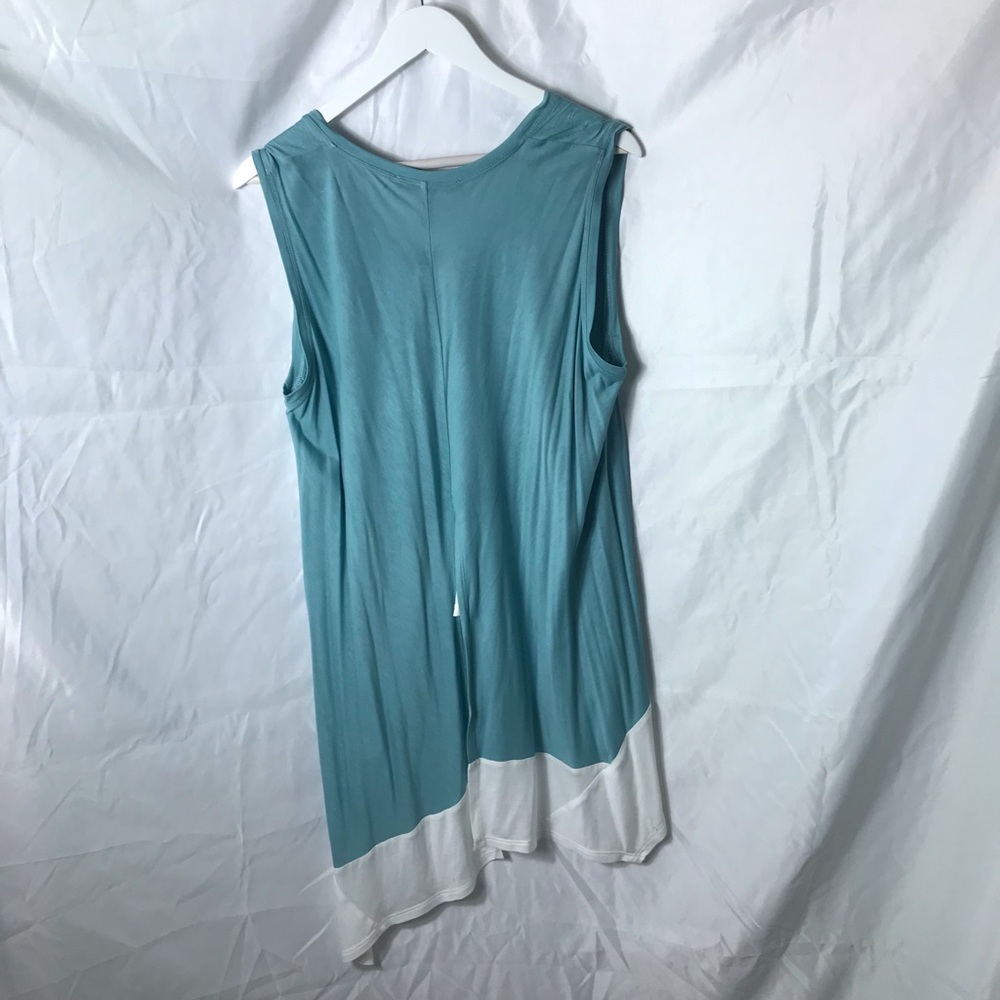 BCBG TOP - Picture 5 of 7
